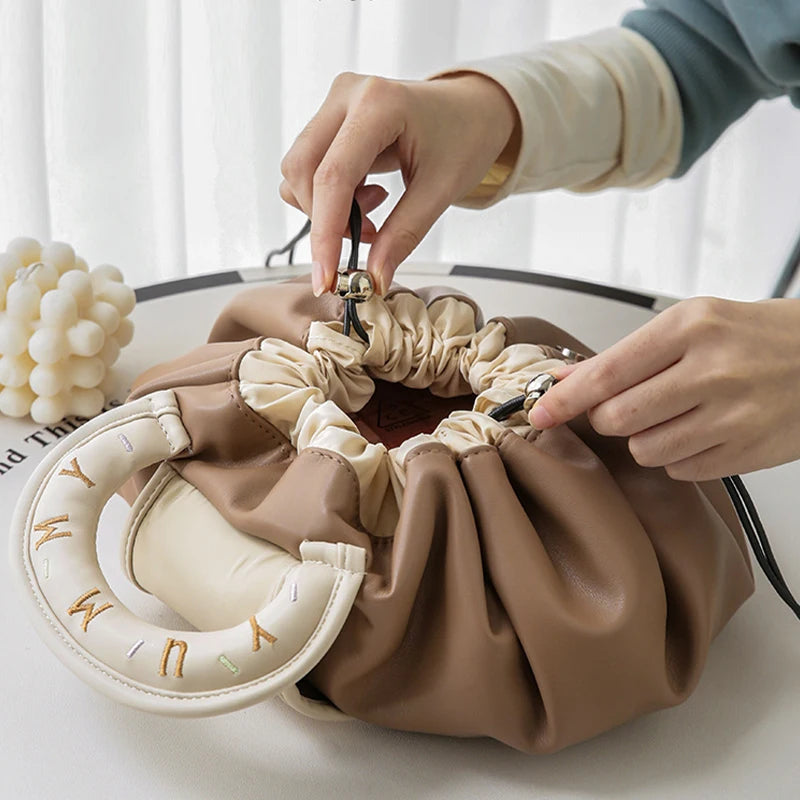 Lazy Drawstring Makeup Fashion Handbagm GlamourFlex - Bolsa Prática da Moda